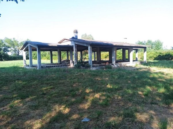 casa indipendente in vendita a Castiglione del Lago in zona Panicarola