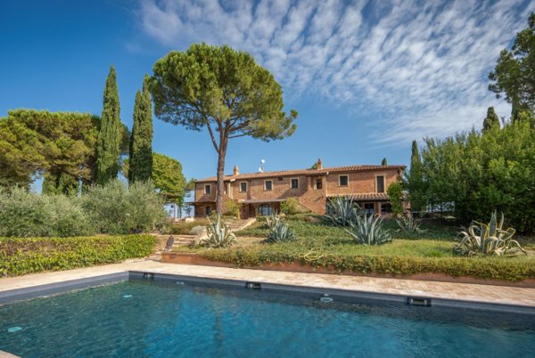 casale in vendita a Castiglione del Lago