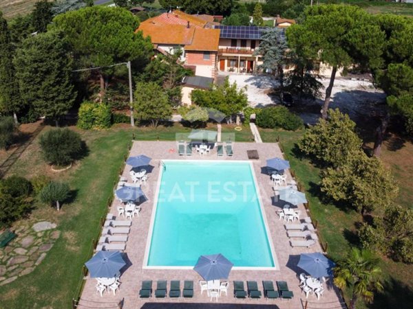 casa indipendente in vendita a Castiglione del Lago in zona Panicarola