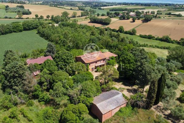casa indipendente in vendita a Castiglione del Lago in zona Badia