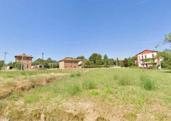terreno edificabile in vendita a Castiglione del Lago