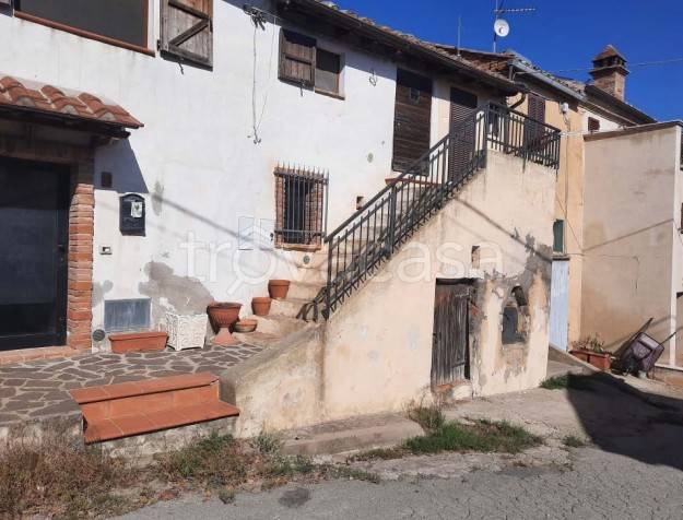 appartamento in vendita a Castiglione del Lago in zona Porto