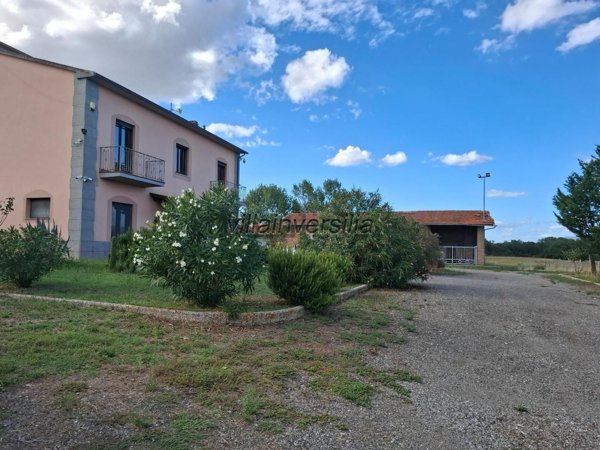 casa indipendente in vendita a Castiglione del Lago