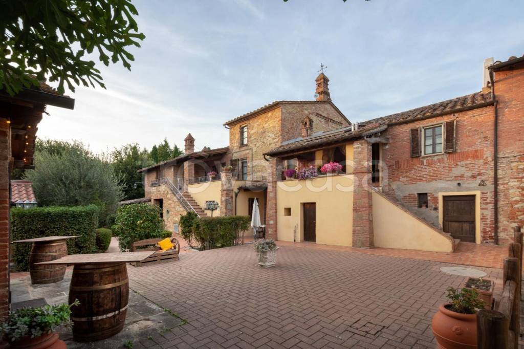 villa in vendita a Castiglione del Lago