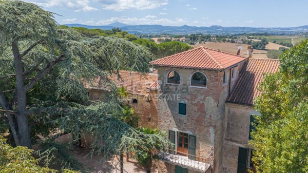 casale in vendita a Castiglione del Lago