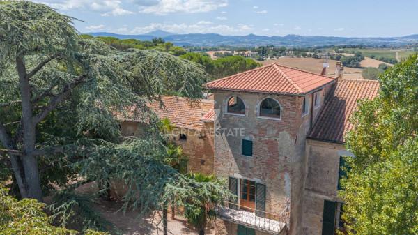 casa indipendente in vendita a Castiglione del Lago