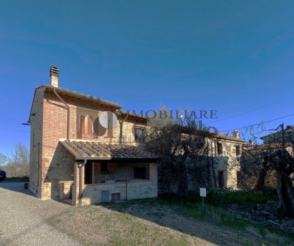 casa indipendente in vendita a Castiglione del Lago