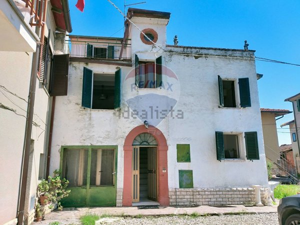 casa indipendente in vendita a Castiglione del Lago in zona Panicarola