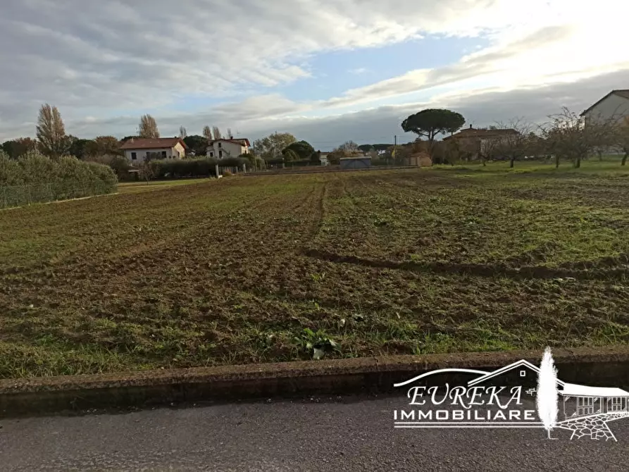 terreno edificabile in vendita a Castiglione del Lago