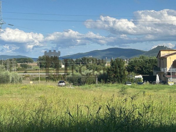 terreno in vendita a Castiglione del Lago