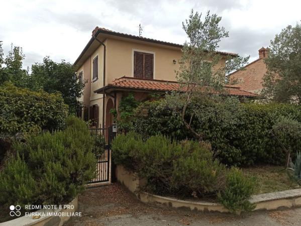 casa indipendente in vendita a Castiglione del Lago