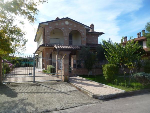 casa indipendente in vendita a Castiglione del Lago