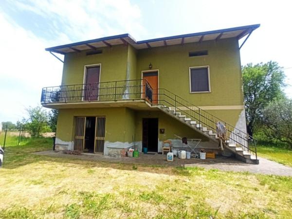 casa indipendente in vendita a Castiglione del Lago