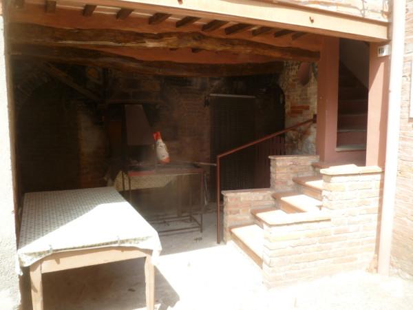 casa indipendente in vendita a Castiglione del Lago