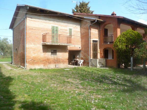 casa indipendente in vendita a Castiglione del Lago