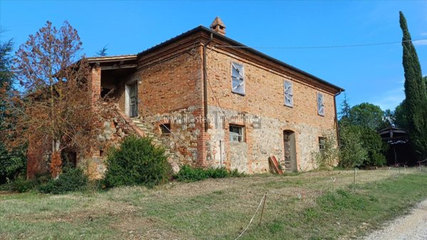 casale in vendita a Castiglione del Lago