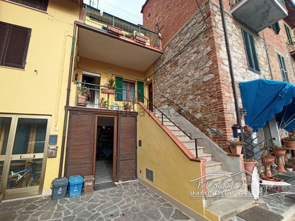 quadrivano in vendita a Castiglione del Lago