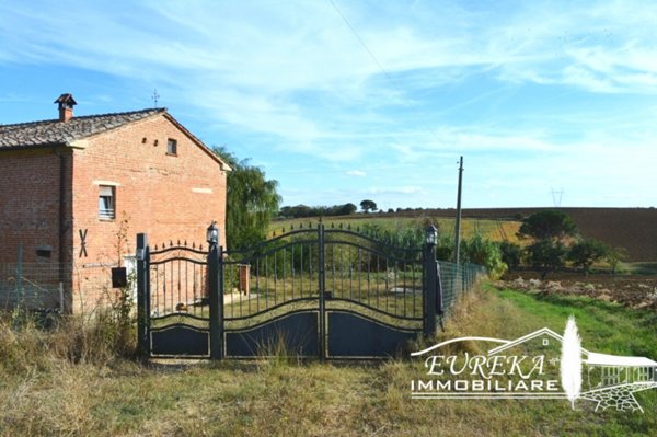 appartamento in vendita a Castiglione del Lago in zona Petrignano del Lago