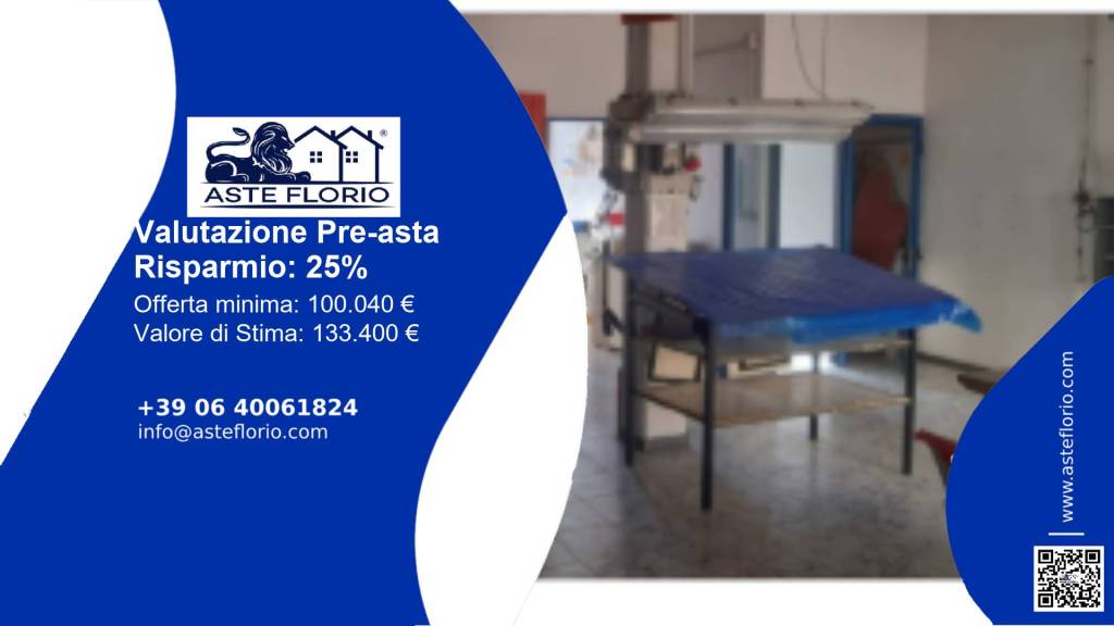 negozio in vendita a Castiglione del Lago in zona Porto