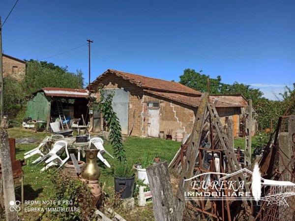 terreno edificabile in vendita a Castiglione del Lago