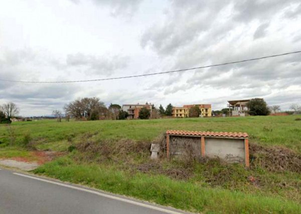 terreno edificabile in vendita a Castiglione del Lago in zona Macchie