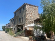 casa indipendente in vendita a Castiglione del Lago