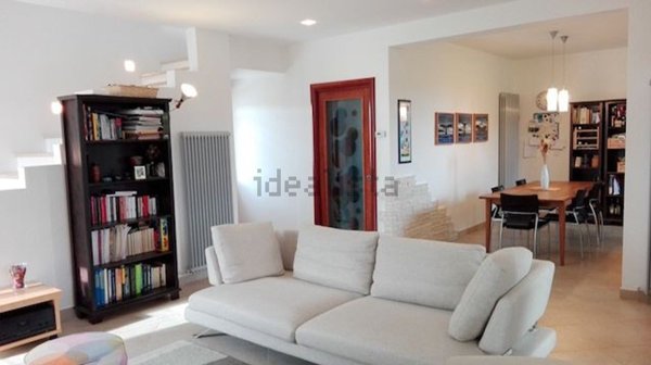 casa indipendente in vendita a Castiglione del Lago