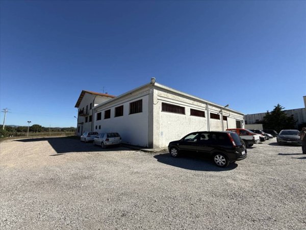 negozio in vendita a Castiglione del Lago