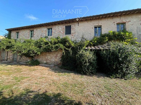 casa indipendente in vendita a Castiglione del Lago in zona Piana
