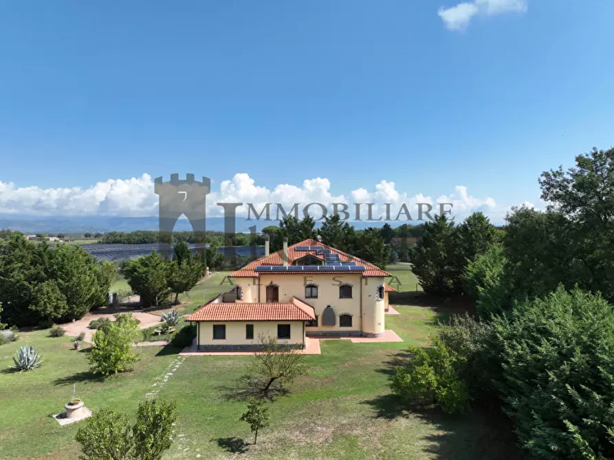 villa in vendita a Castiglione del Lago