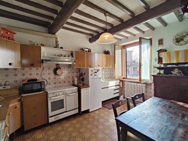 appartamento in vendita a Castiglione del Lago in zona Villastrada