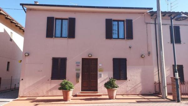 casa indipendente in vendita a Castiglione del Lago