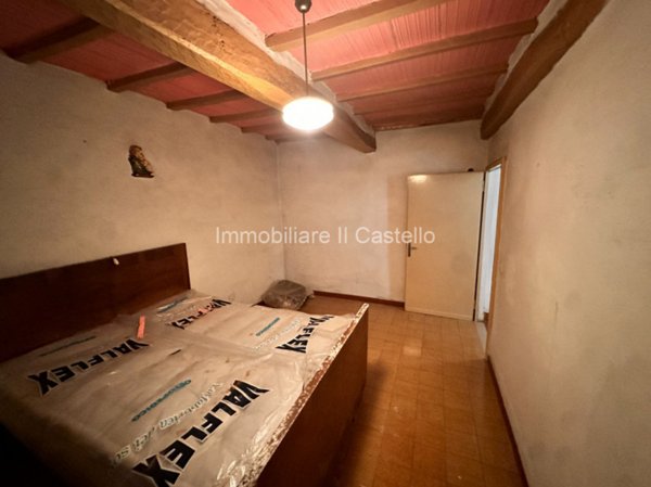casa semindipendente in vendita a Castiglione del Lago in zona Villastrada
