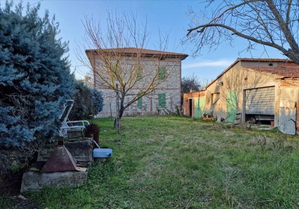 casa indipendente in vendita a Castiglione del Lago in zona Panicarola