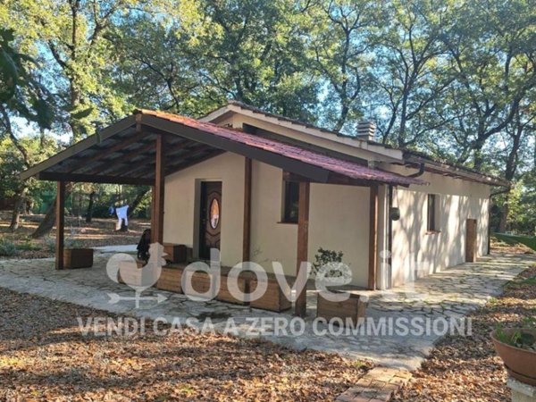 casale in vendita a Castiglione del Lago