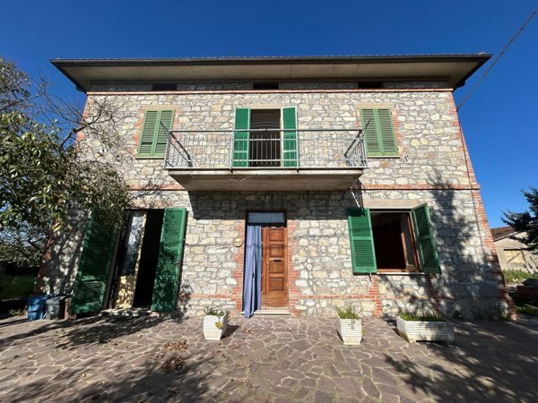 casa indipendente in vendita a Castiglione del Lago in zona Panicarola