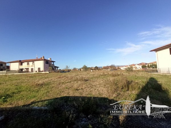 terreno in vendita a Castiglione del Lago