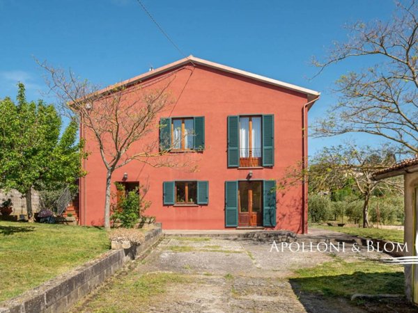 casa indipendente in vendita a Castiglione del Lago in zona Vaiano