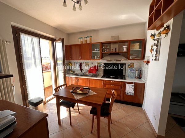 casa indipendente in vendita a Castiglione del Lago in zona Panicarola