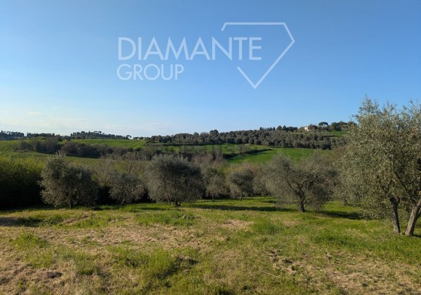 casa indipendente in vendita a Castiglione del Lago