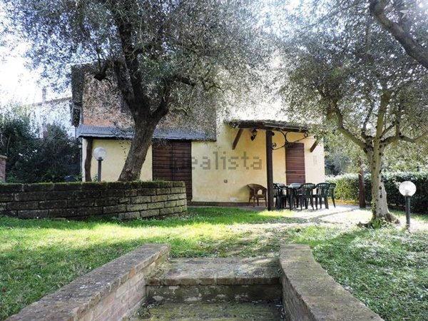 quadrivano in vendita a Castiglione del Lago