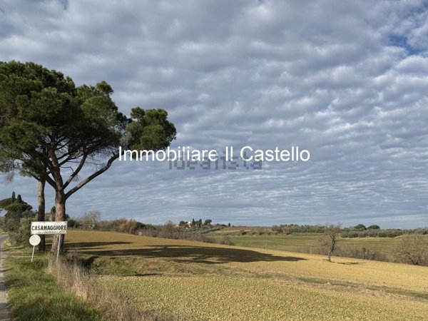 ufficio in vendita a Castiglione del Lago in zona Casamaggiore