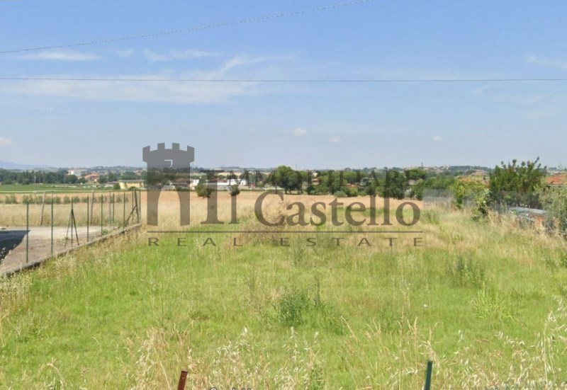 terreno edificabile in vendita a Castiglione del Lago in zona Panicarola