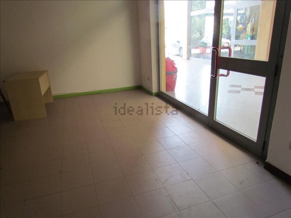 locale commerciale in vendita a Castiglione del Lago