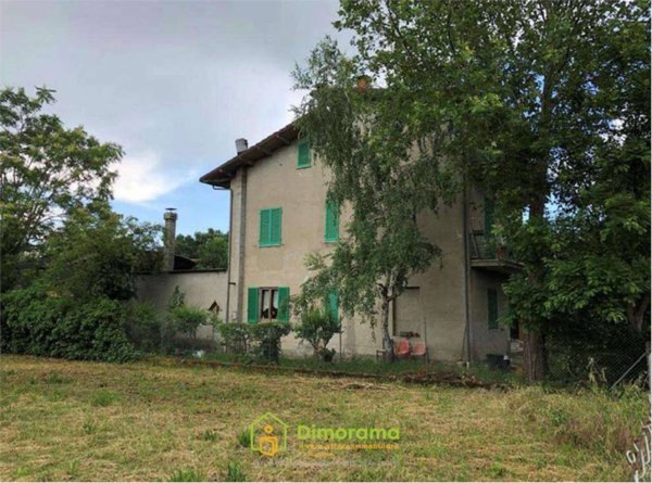 casa indipendente in vendita a Castiglione del Lago in zona Panicarola