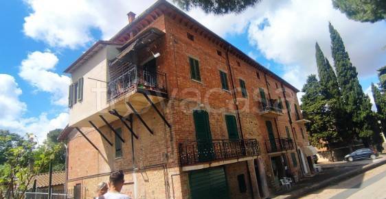 appartamento in vendita a Castiglione del Lago in zona Macchie
