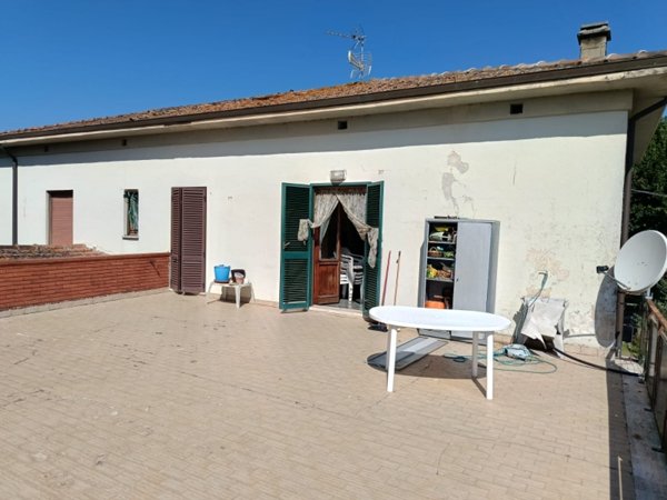 appartamento in vendita a Castiglione del Lago in zona Porto