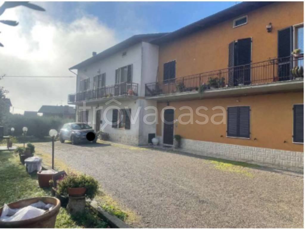 casa indipendente in vendita a Castiglione del Lago