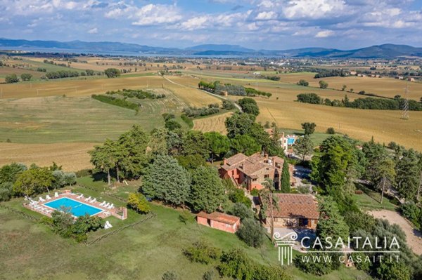 villa in vendita a Castiglione del Lago