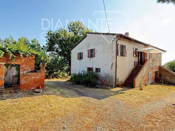 casale in vendita a Castiglione del Lago in zona Petrignano del Lago